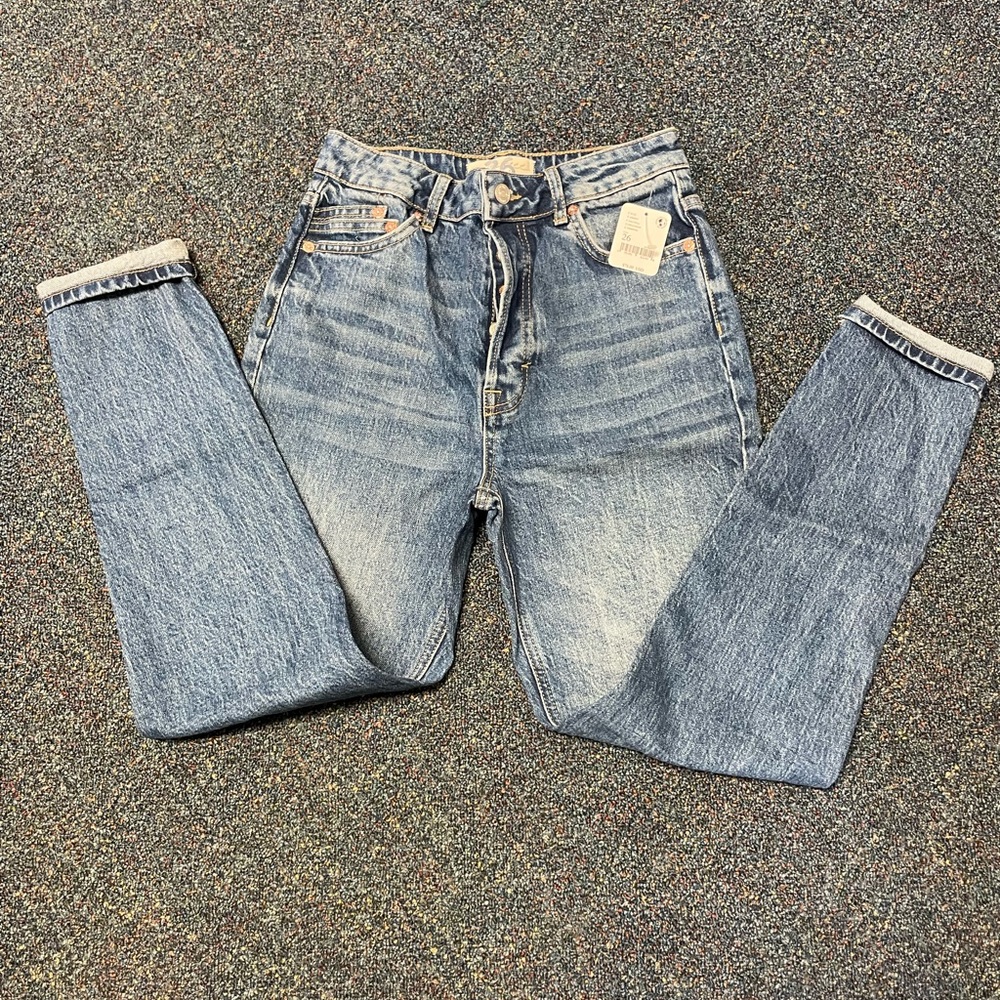 Free People Zuri Mom Jean in Blue/Bleu